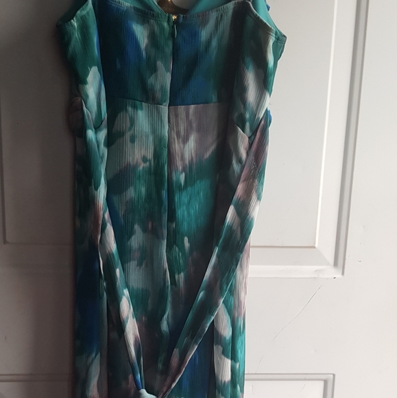 Sold - Picture 3 of 7